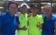 (附件照片1)1060728-1-何秋美（右2）、林家文（左2）擊敗法國選手獲得網球女雙金牌。（照片來源／中華民國聽障者體育運動協會提供）