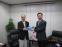 2012年04月27日林世英文化專員接見日本宮城縣議會議員相沢光哉一行4人。