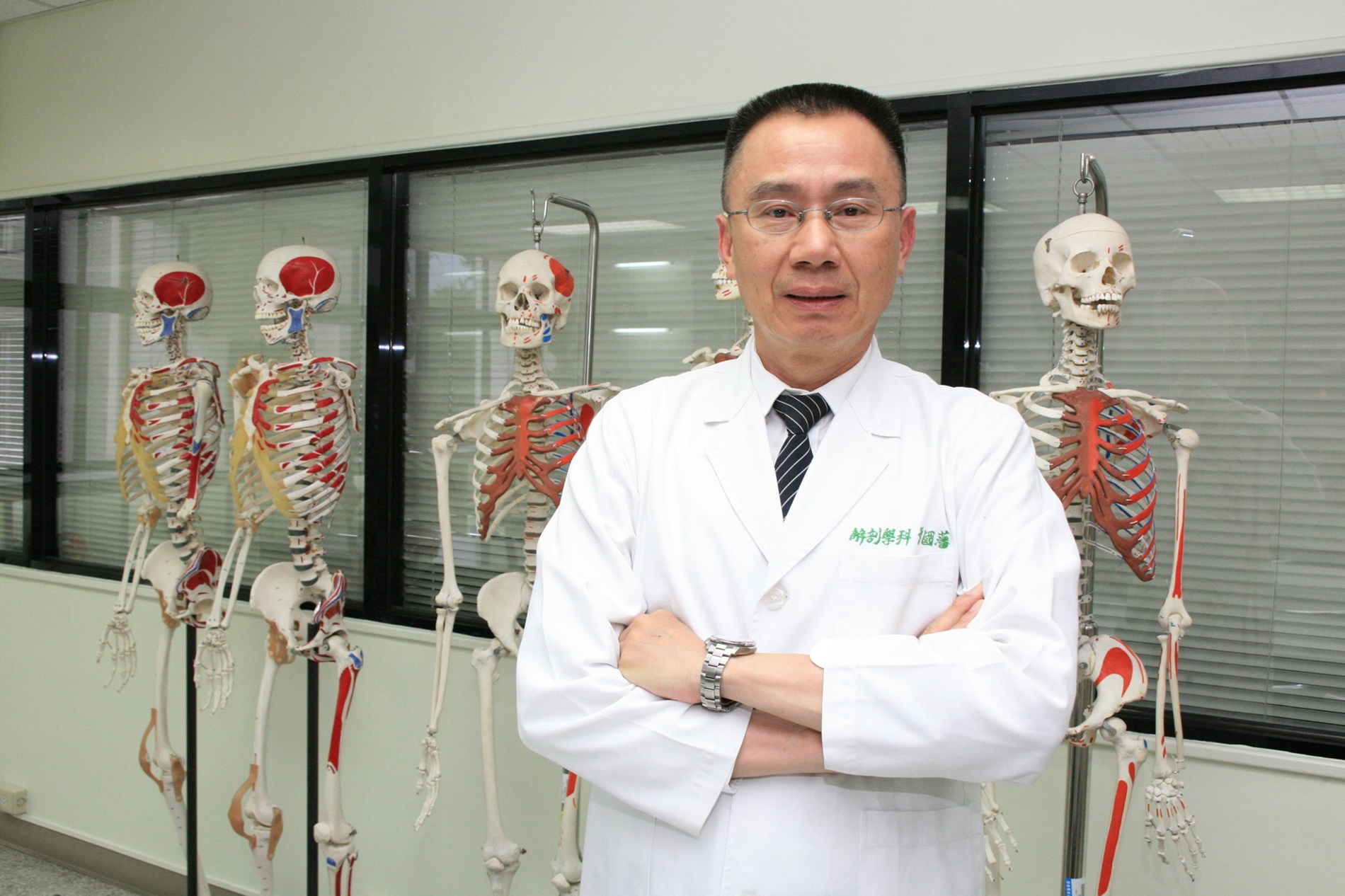 慈濟大學模擬醫學中心主任曾國藩以「無語良師」制度改寫臺灣歷史，且揚名國際_0_大圖