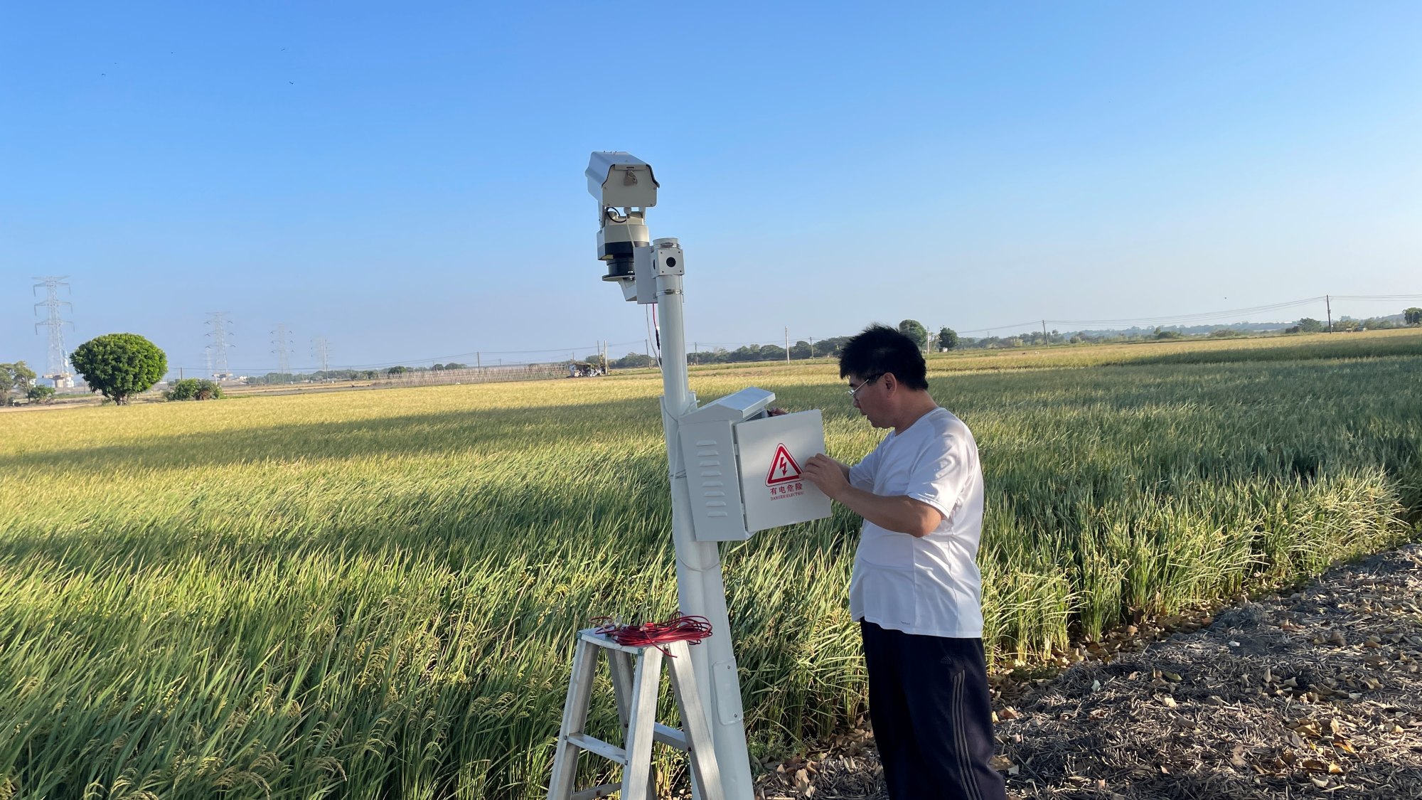 「雷鳥小組」 AI即時影像辨識結合多波長雷射的智慧農業防護系統_大圖