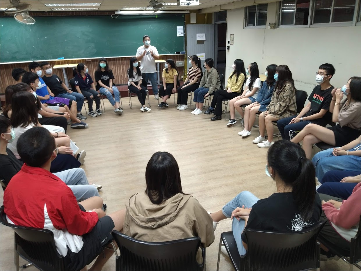 疫情衝擊中公民實踐服務計畫的轉化與反思國立臺灣師範大學學生事務與輔導工作特色主題計畫成果分享